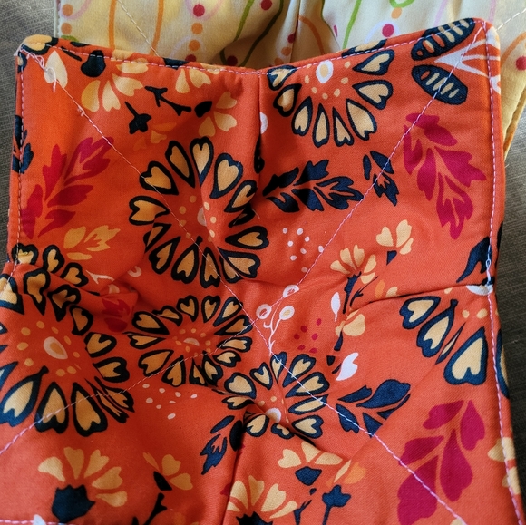 Other - 2 Bowl coozies
